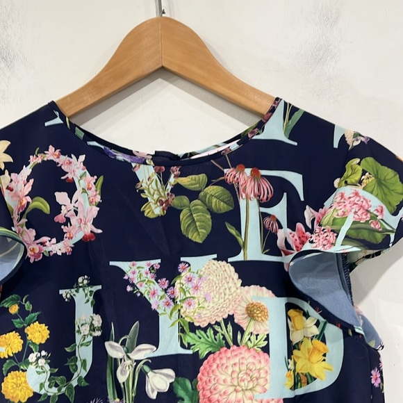 Baker by Ted Baker Short Sleeve Blouse Floral Navy Blue Back Zipper size 12 - Picture 2 of 11